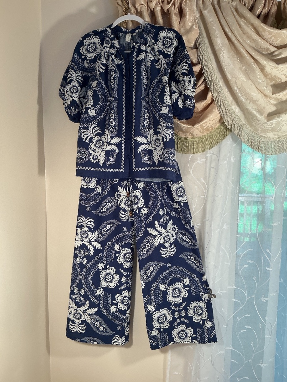 NWT Joie Blue White Linen Blend Floral Matching Set Blouse and Pants Sz Small